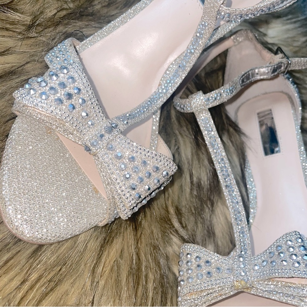 INC REESIE 2 Pumps